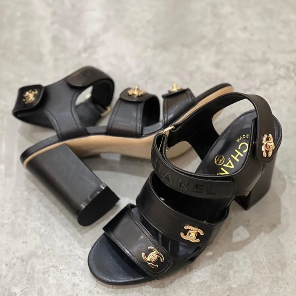 CHANEL Black leather logo Gold Turn-lock heeled sandals size 36.5 - Picture 6 of 17